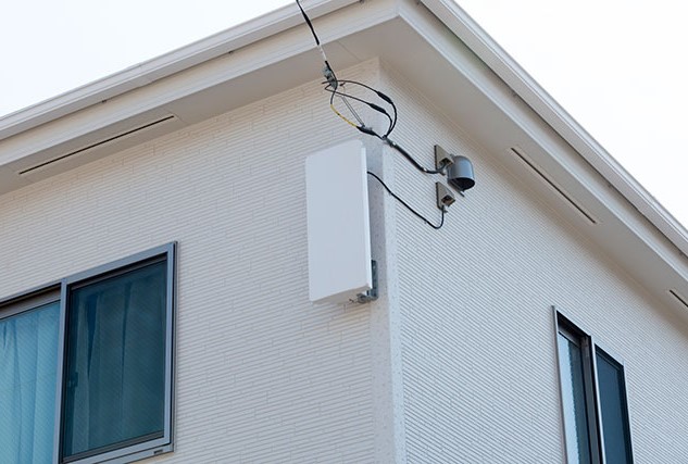 屋根・ベランダ・外壁にスマートに設置できる