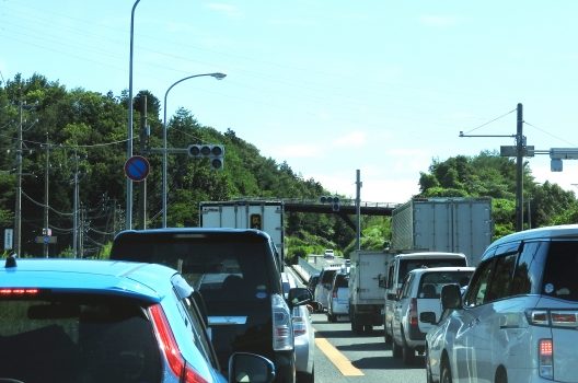 渋滞の車