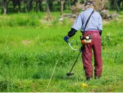 肌を守るために服装は厳重に！