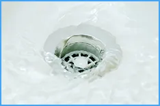 水はけが悪くてたまってしまう