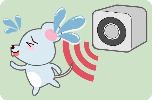 超音波グッズで音に嫌がってるネズミ